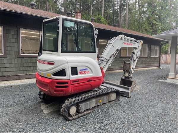 2021 Takeuchi TB235-2CRA 4984